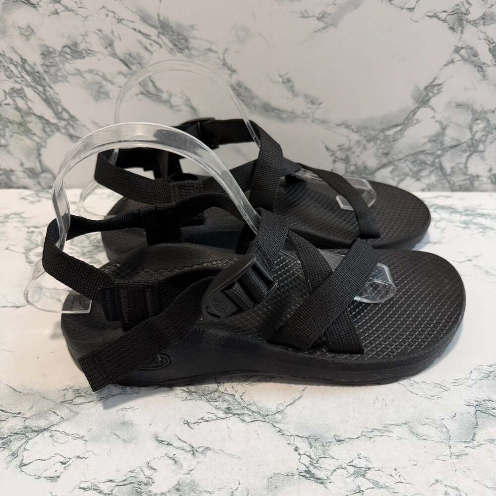 Chaco Women 8W Z/1 Classic Sandals Black Strappy Outdoor Hiking Hike Adjustable